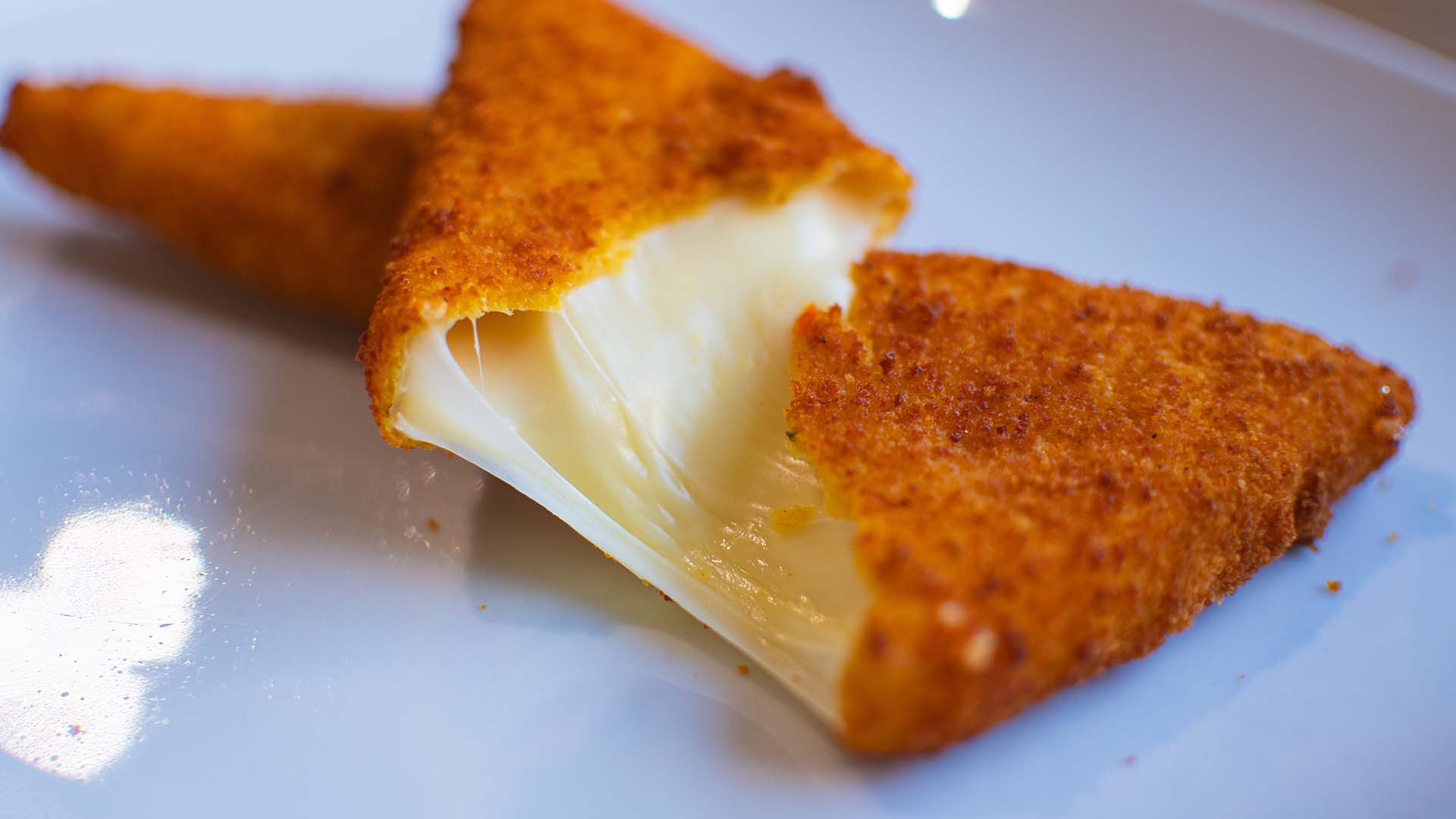 Meniu Cașcaval Pane